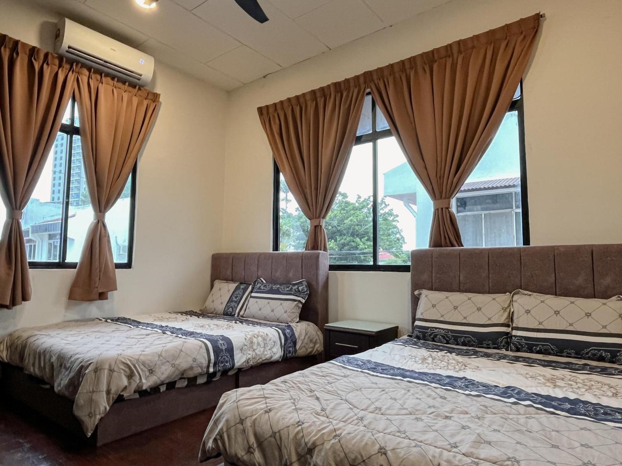 Klebang 25pax 6bedroom Indoor Pool Full Airconditioned Near Town *