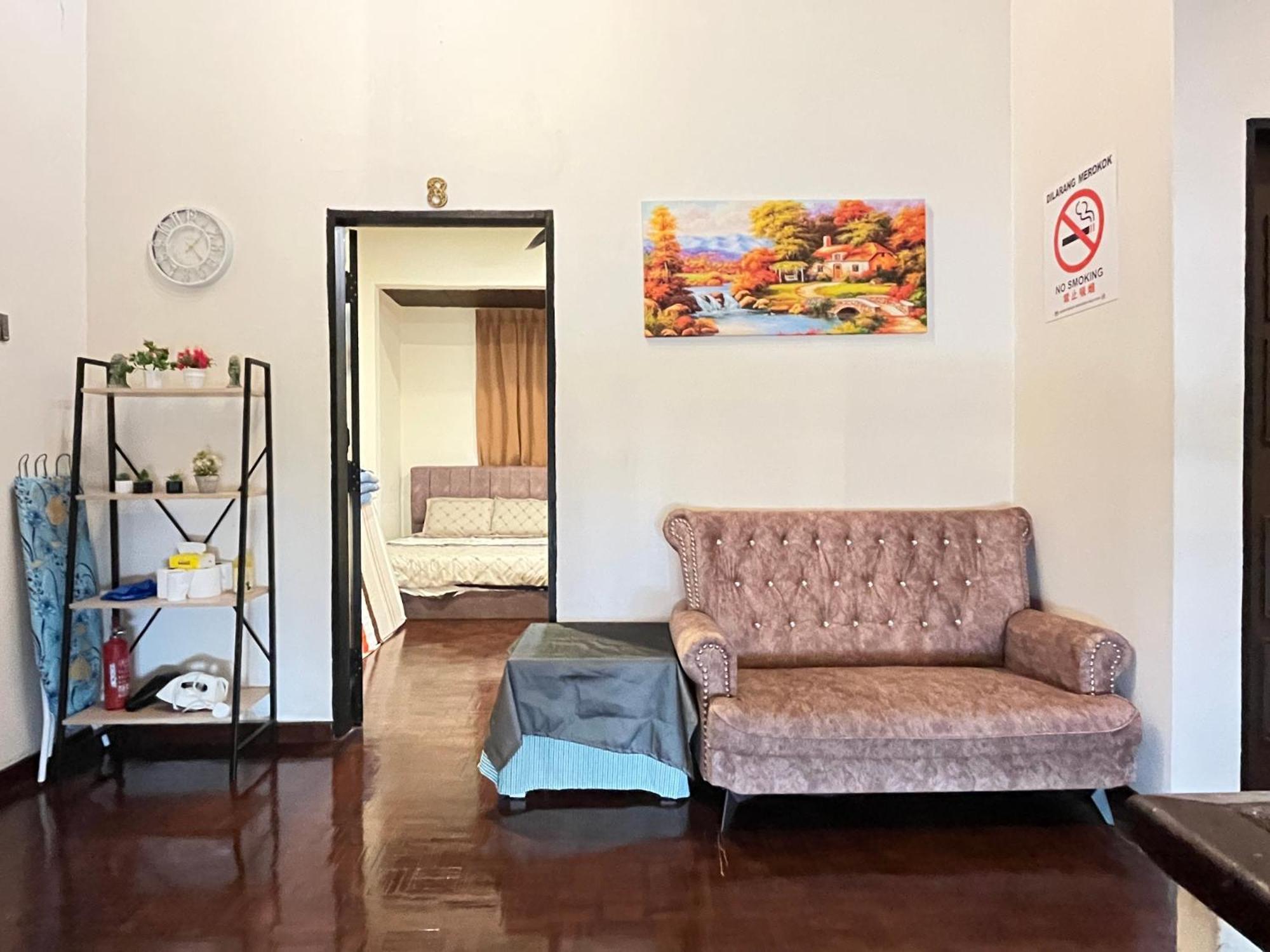 Villa Klebang 25pax 6bedroom Indoor Pool Full Airconditioned Near Town